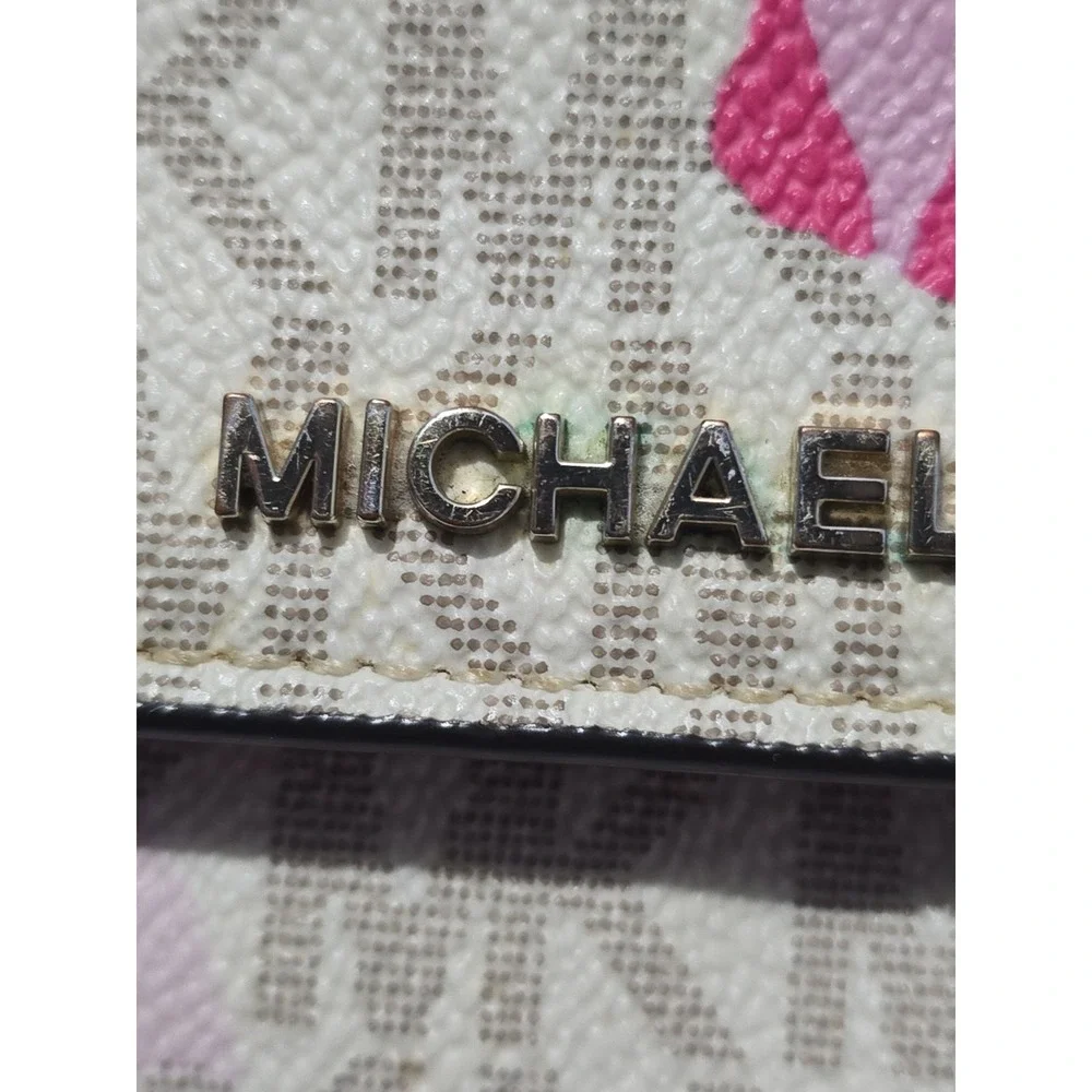Michael Kors Pa-1711 S18 Mk Signature Floral Pattern Long Wallet